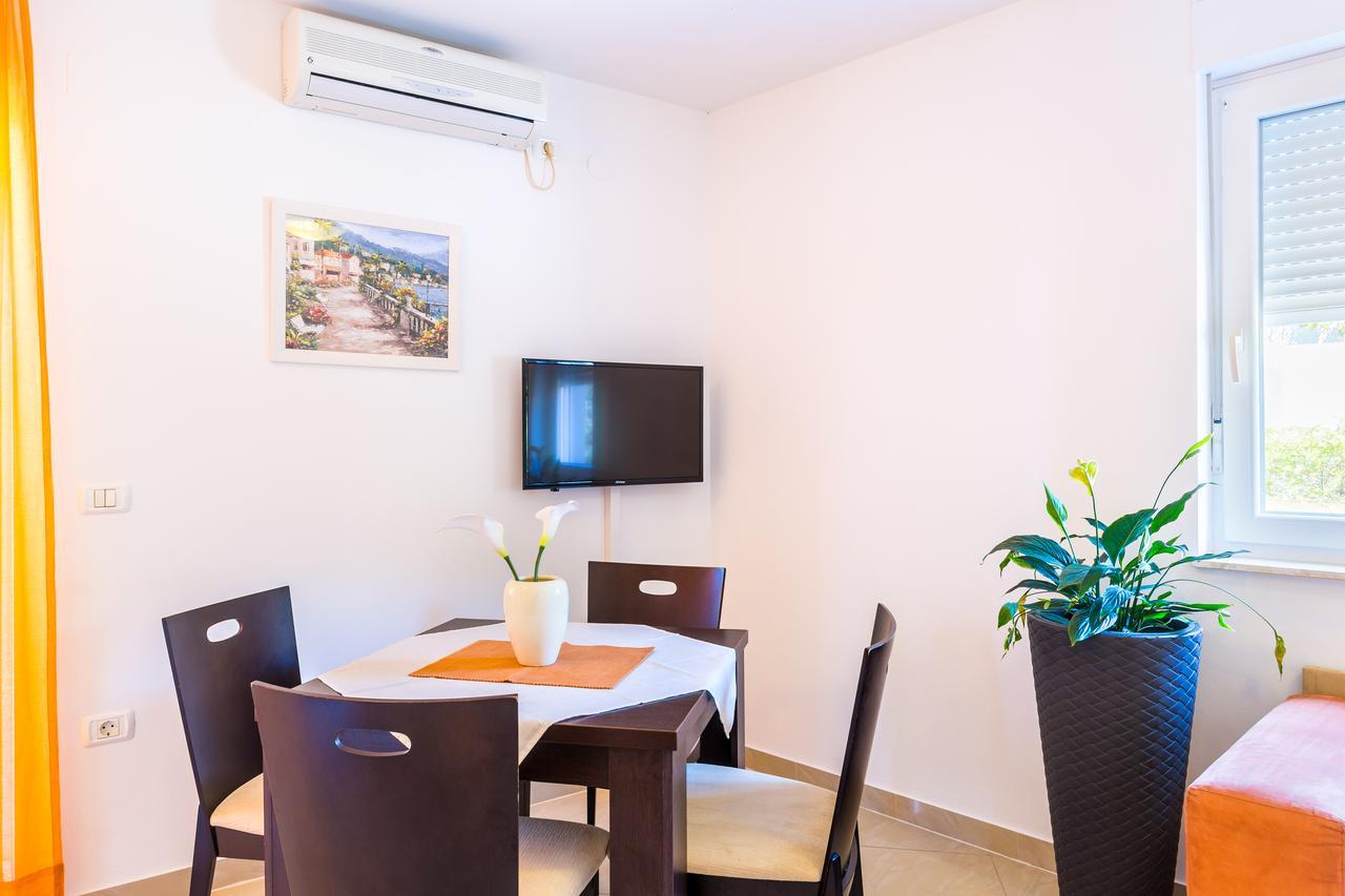 Apartments Tomo 메덜린 외부 사진